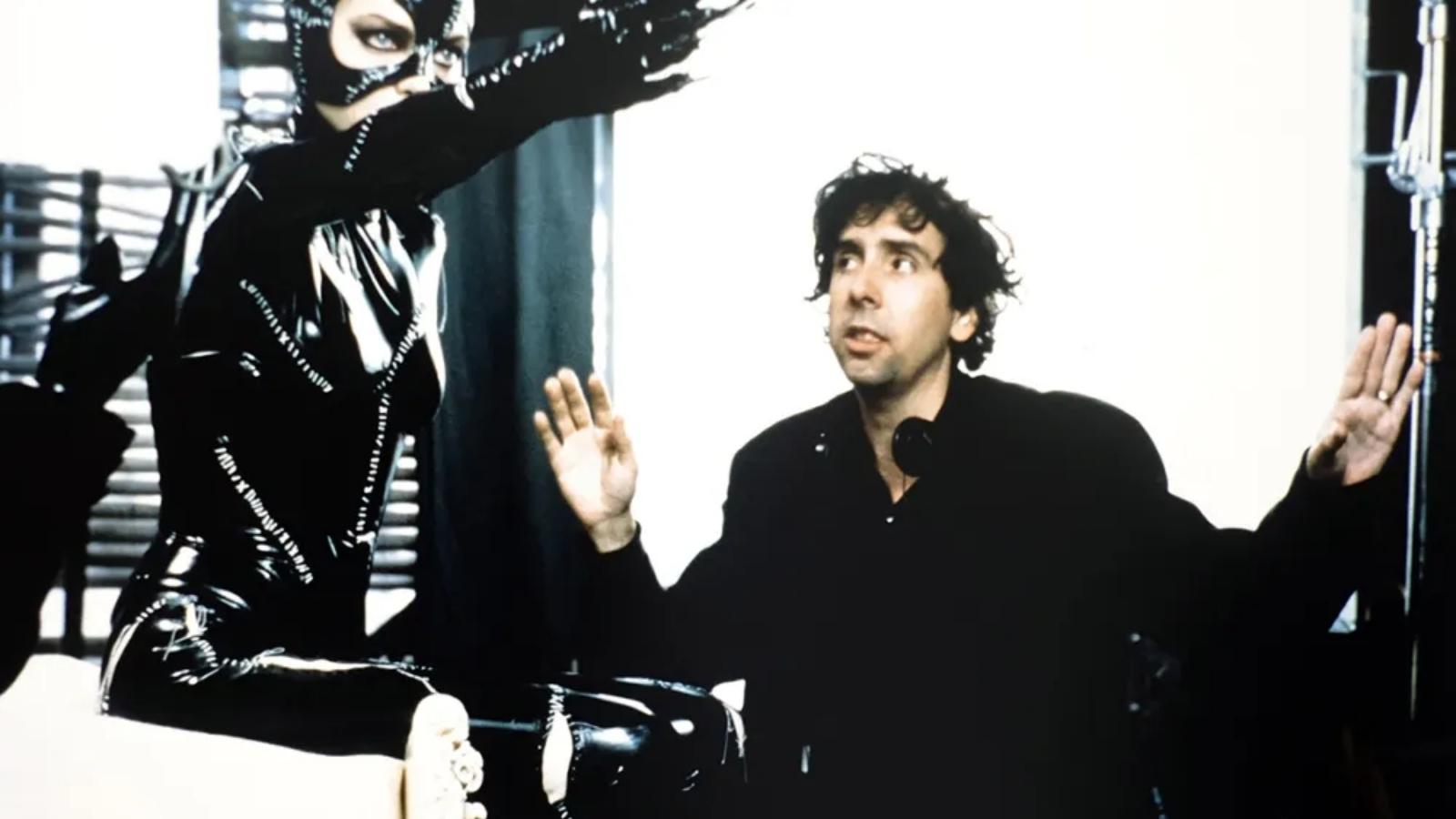 Tim Burton não vai voltar a dirigir filmes de heróis