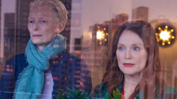 Tilda Swinton e Julianne Moore em cena de O Quarto ao Lado, de Almodóvar; veja a crítica do filme - Foto: Warner Bros.