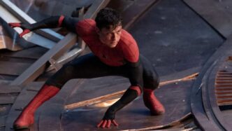 Tom Holland foi um dos primeiros a saber sobre Dr. Doom de Robert Downey Jr.