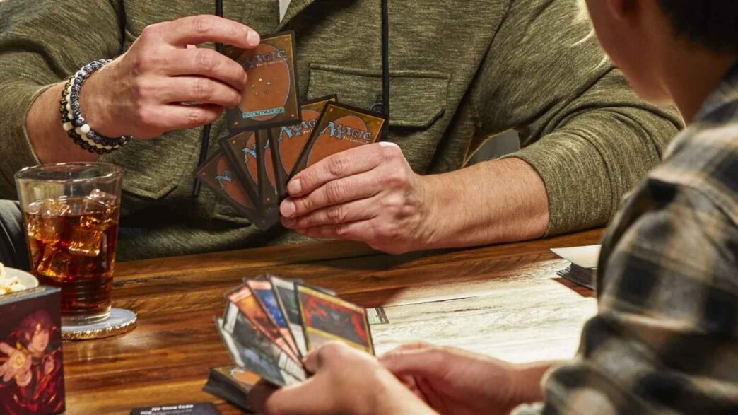 Criador de Magic: The Gathering diz que passado do jogo está repleto de cartas 'quebradas'