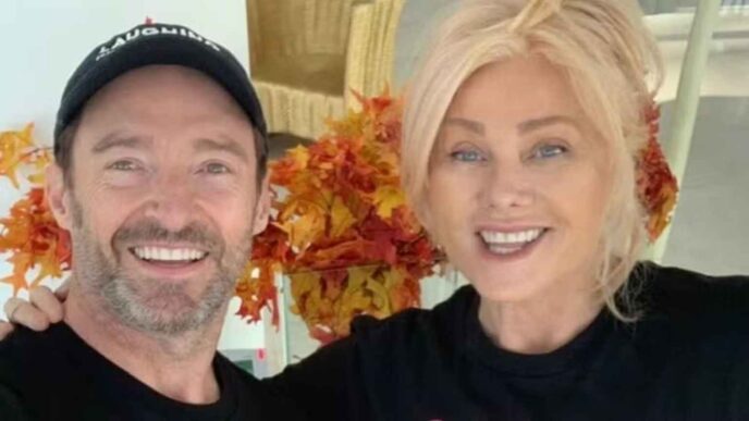 Ex-mulher de Hugh Jackman está "aliviada" após ator confirmar romance com pivô do divórcio