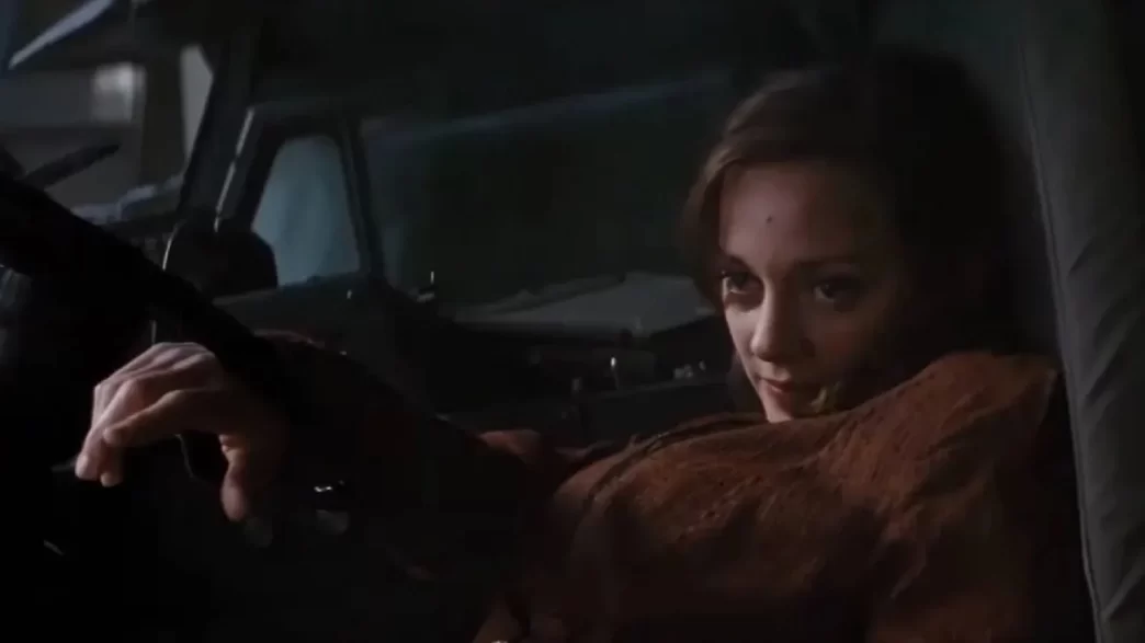 Marion Cotillard admite falha em cena de morte em Batman: O Cavaleiro das Trevas Ressurge