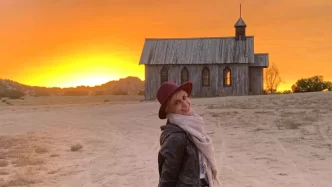 Streaming terá documentário sobre Halyna Hutchins, diretora de fotografia de 'Rust' assassinada no set