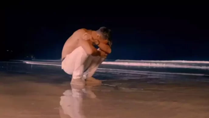 Participante de reality se desespera ao flagar traição da namorada; veja
