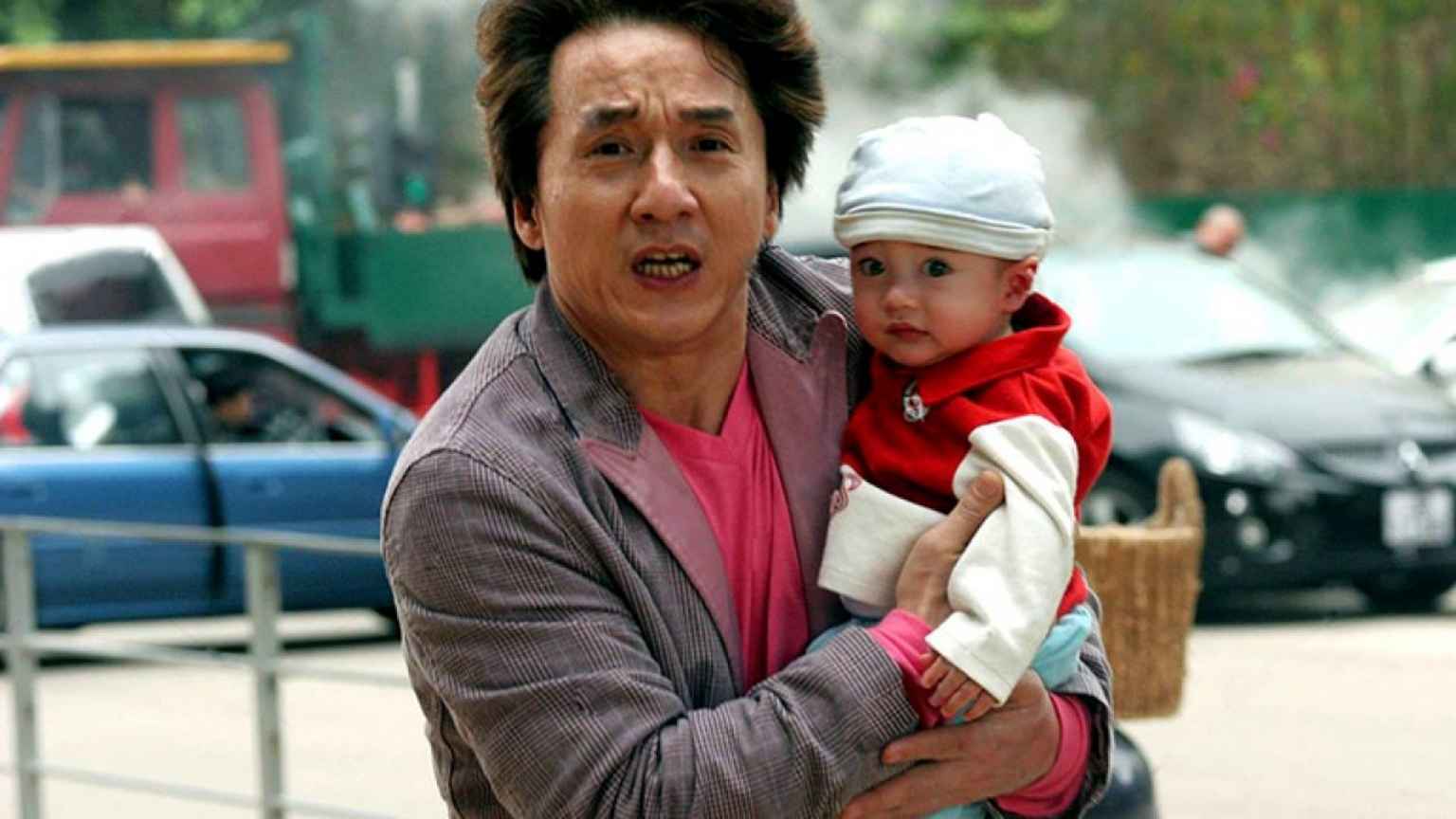 Jackie Chan critica excesso de CGI nas cenas de ação e diz que não vai parar: 'É quem eu sou'